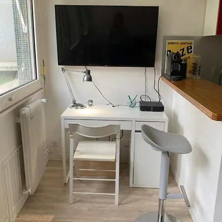 Apartament Beautiful Studio Near The Eiffel Tower *